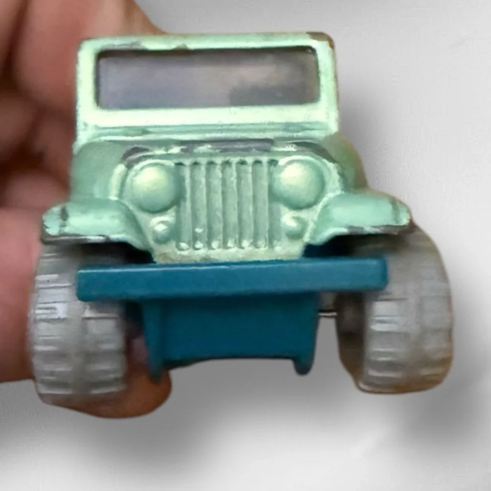 Hot Wheels Mattel Chrysler Jeep 2012 Diecast Off Road‎ Truck